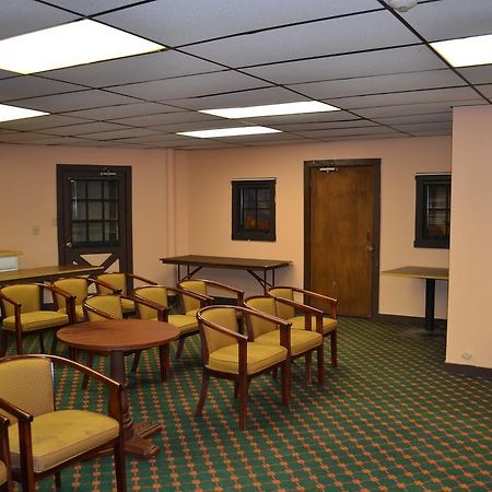 Travelodge Inn & Suites By Wyndham Muscatine Luaran gambar