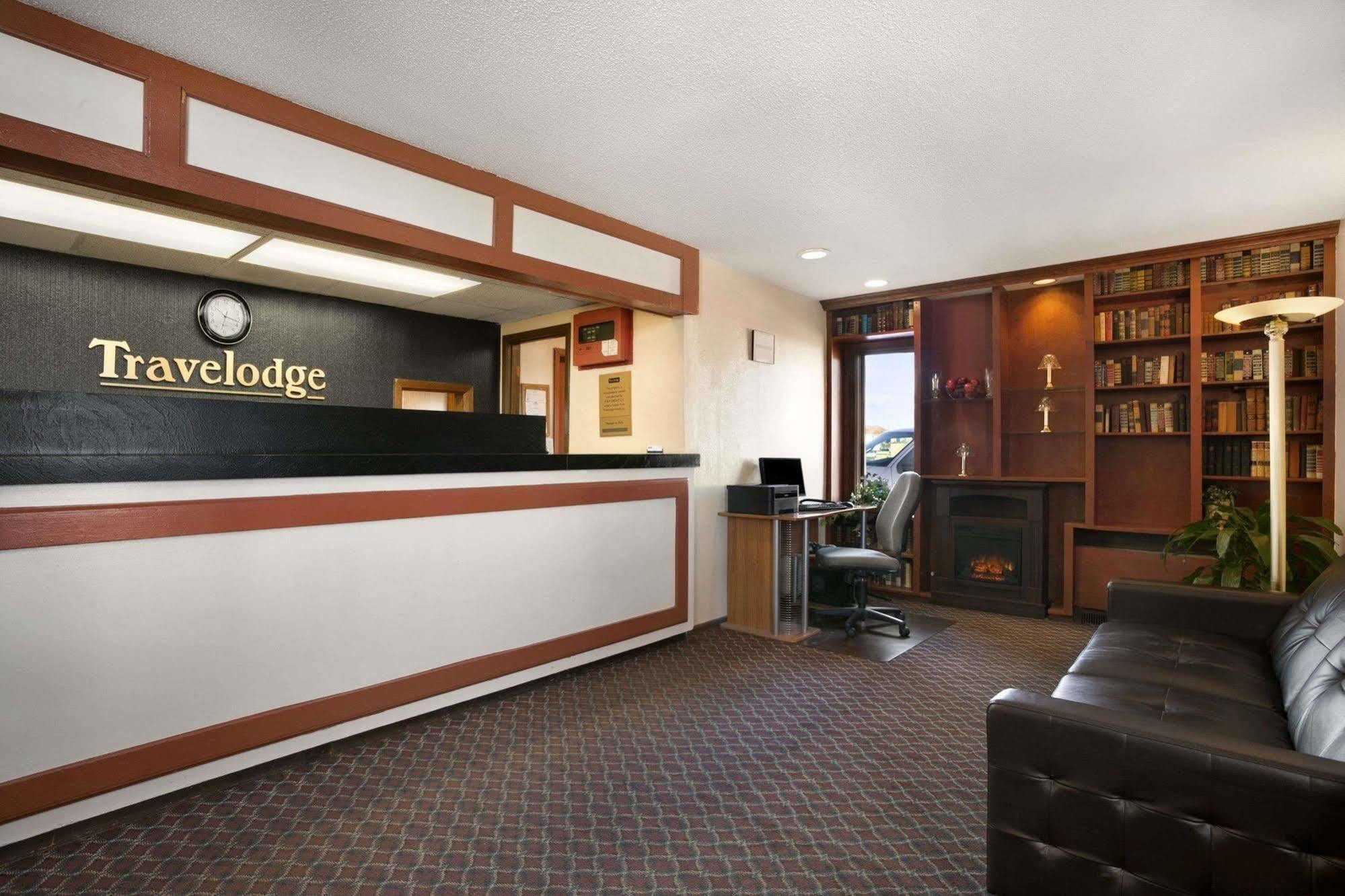 Travelodge Inn & Suites By Wyndham Muscatine Luaran gambar